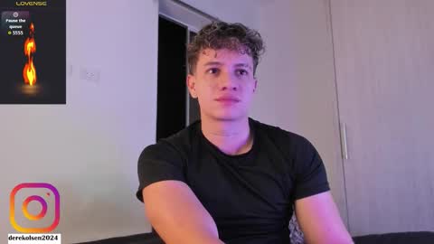 Snapshot of derekolsen_ chatting on October 2025 02:45:02 AM Derek IG Derekolsen2024 online show from October 2025 02:45:02 AM