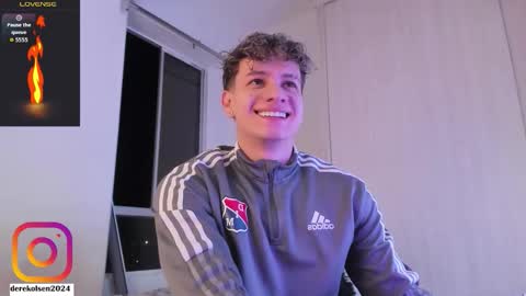 Snapshot of derekolsen_ chatting on October 2025 02:44:01 AM Derek IG Derekolsen2024 online show from October 2025 02:44:01 AM