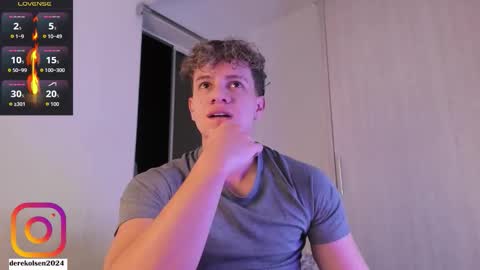 Snapshot of derekolsen_ chatting on October 2025 02:52:01 AM Derek IG Derekolsen2024 online show from October 2025 02:52:01 AM