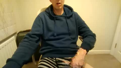 derelictguy online show from December 2024 04:00:01 PM