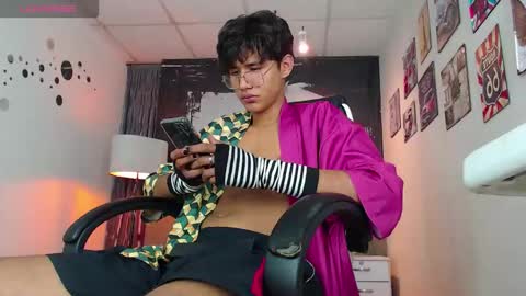 Snapshot of deren_ chatting on December 2025 04:39:02 AM DEREN online show from December 2025 04:39:02 AM