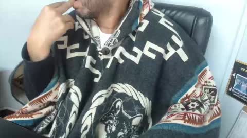     online show from October 2025 03:45:01 AM