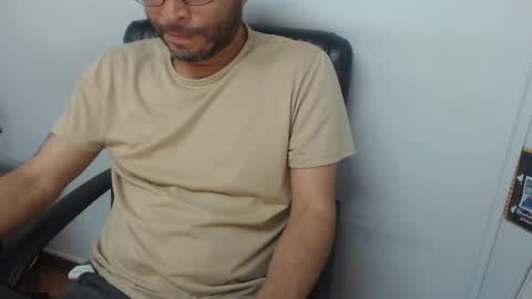     online show from November 2025 03:32:02 PM