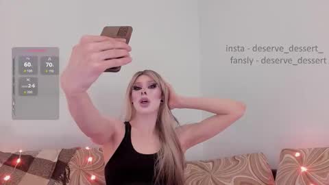 Snapshot of deserve_dessert chatting on November 2025 08:08:02 PM Domi online show from November 2025 08:08:02 PM