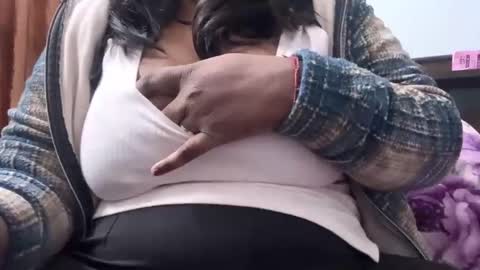 Snapshot of desi_punjabn chatting on December 2025 04:18:02 AM simran online show from December 2025 04:18:02 AM