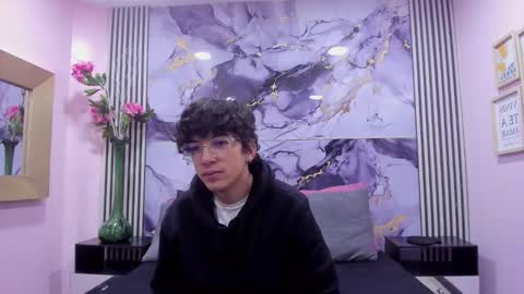 Snapshot of desire_ecstasy chatting on October 2025 01:11:01 PM desire_ecstasy online show from October 2025 01:11:01 PM