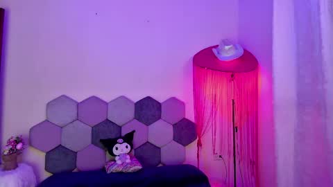TORI AND MR. BEAR online show from May 2026 06:24:01 PM