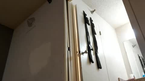 DesScorn online show from December 2024 10:06:01 PM