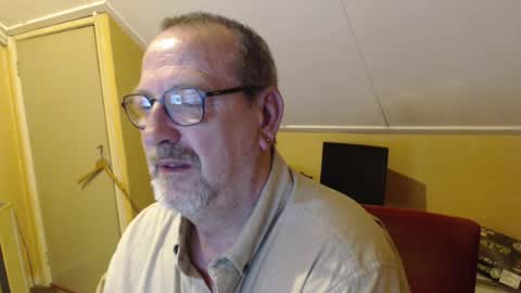 Snapshot of destelp chatting on July 2026 01:57:01 PM destelp online show from July 2026 01:57:01 PM