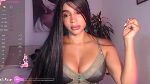 Snapshot of destinnemil chatting on June 2026 10:26:01 AM Destinne Mill online show from June 2026 10:26:01 AM