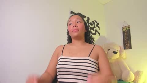 desty_y online show from February 2026 02:54:01 AM