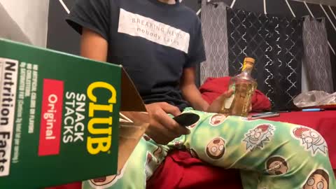 Snapshot of detroitbiguy chatting on December 2024 06:52:01 AM Nastytae313 online show from December 2024 06:52:01 AM