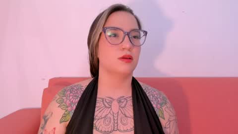 Snapshot of deva_blue chatting on May 2026 02:29:02 AM Deva Blue online show from May 2026 02:29:02 AM