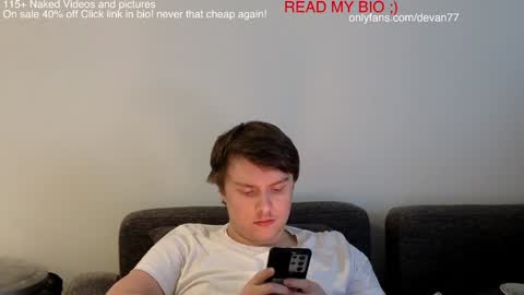 Devan online show from December 2024 08:32:01 PM