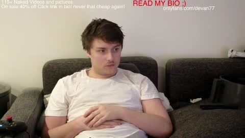 Devan online show from December 2024 11:39:01 PM