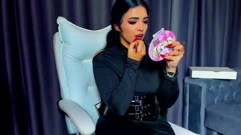 Snapshot of devashaqueen chatting on November 2025 08:47:01 AM Devasha online show from November 2025 08:47:01 AM