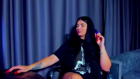 Snapshot of devashaqueen chatting on November 2025 11:18:01 PM Devasha online show from November 2025 11:18:01 PM