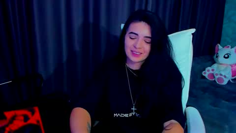 Snapshot of devashaqueen chatting on December 2025 10:36:01 PM Devasha online show from December 2025 10:36:01 PM