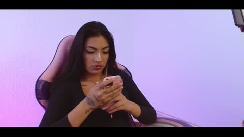 devilchlloe online show from February 2025 10:24:01 PM