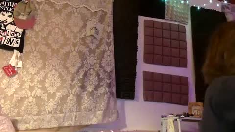 Snapshot of devilg1rl chatting on January 2025 09:37:01 PM poutyangel online show from January 2025 09:37:01 PM