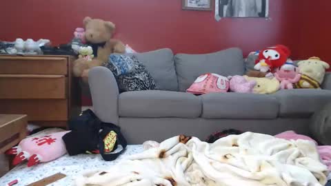 Snapshot of devilg1rl chatting on December 2025 08:58:02 PM poutyangel online show from December 2025 08:58:02 PM