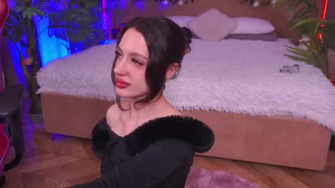 devilinee online show from February 2025 07:09:01 AM