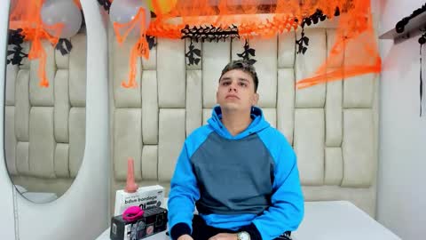 Devil online show from October 2025 03:23:02 AM