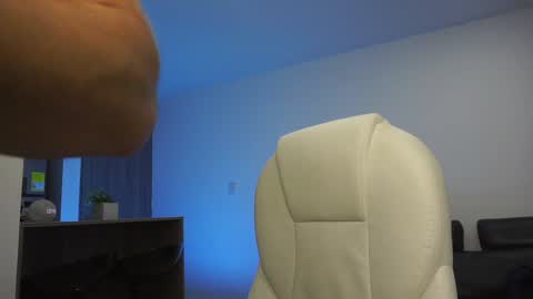 Devin Hunter online show from December 2024 03:41:01 AM