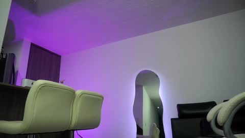 Devin Hunter online show from January 2025 03:04:02 AM