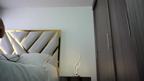 Devin Hunter online show from February 2025 07:54:02 PM