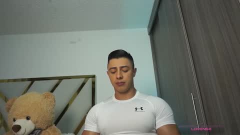 Devin Hunter online show from December 2025 10:50:01 PM