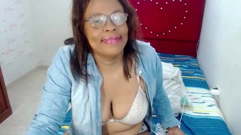 Snapshot of devorasexy2 chatting on March 2026 10:32:02 AM Devora.. online show from March 2026 10:32:02 AM