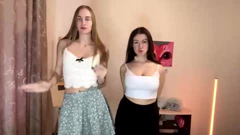 Pippi online show from November 2025 09:56:02 AM