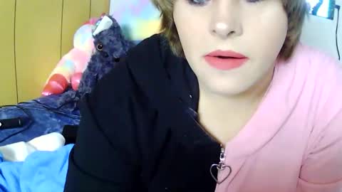 Snapshot of devykitten2018 chatting on April 2026 04:50:02 PM devykitten online show from April 2026 04:50:02 PM