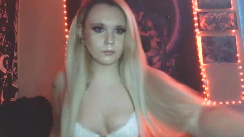 devyn winter online show from February 2026 09:24:01 PM