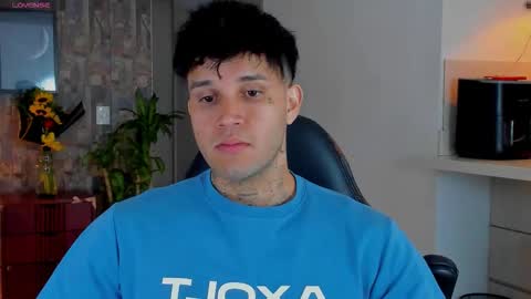 JULIAN online show from February 2026 10:39:02 PM