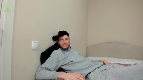 Snapshot of deymond_russo chatting on February 2026 12:23:01 PM deymond_russo online show from February 2026 12:23:01 PM