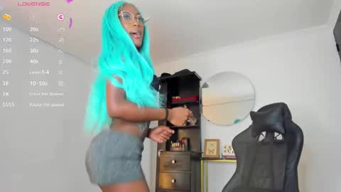 Madisson online show from November 2025 08:41:01 PM