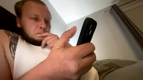 Snapshot of deznuts130 chatting on January 2025 02:08:01 AM deznuts130 online show from January 2025 02:08:01 AM