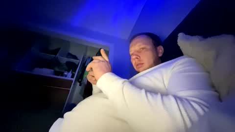 Snapshot of deznuts130 chatting on January 2025 03:04:02 AM deznuts130 online show from January 2025 03:04:02 AM