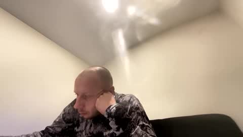 Snapshot of deznuts130 chatting on February 2025 05:21:01 AM deznuts130 online show from February 2025 05:21:01 AM