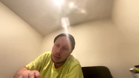 Snapshot of deznuts130 chatting on February 2025 03:58:02 AM deznuts130 online show from February 2025 03:58:02 AM