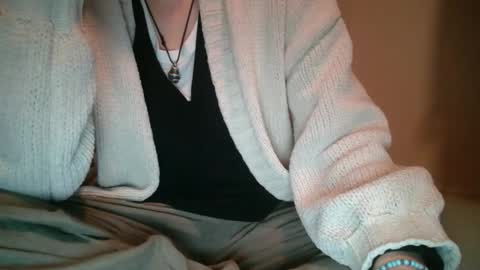 Snapshot of dghyfhjug chatting on December 2024 01:30:01 AM Sammie online show from December 2024 01:30:01 AM