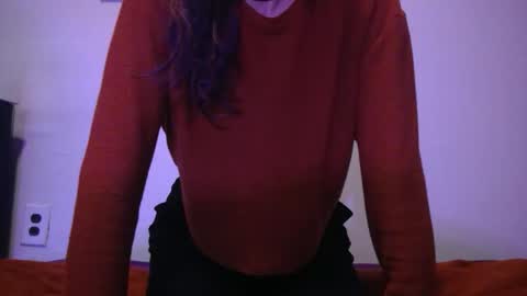 Snapshot of dghyfhjug chatting on December 2024 08:12:02 PM Sammie online show from December 2024 08:12:02 PM