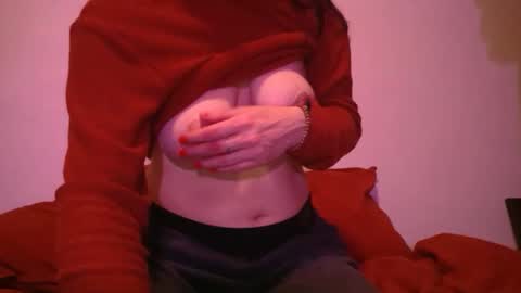 Snapshot of dghyfhjug chatting on December 2024 01:47:02 AM Sammie online show from December 2024 01:47:02 AM