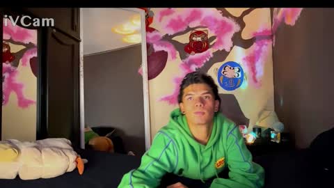 Snapshot of dhamyan_wang chatting on February 2026 06:28:02 PM Dhamyan Wang online show from February 2026 06:28:02 PM