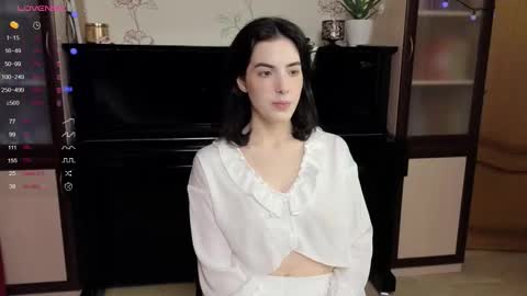 Snapshot of di_moon_ chatting on October 2025 02:14:02 PM Diana online show from October 2025 02:14:02 PM