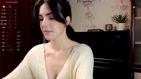 Snapshot of di_moon_ chatting on October 2025 02:26:01 PM Diana online show from October 2025 02:26:01 PM