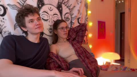 Di Alex online show from January 2025 01:07:01 PM