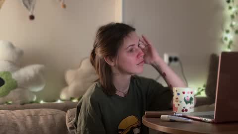 Di Alex online show from February 2025 04:46:01 PM